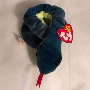 Ty Hissy snake beanie baby DOB 4/4/97